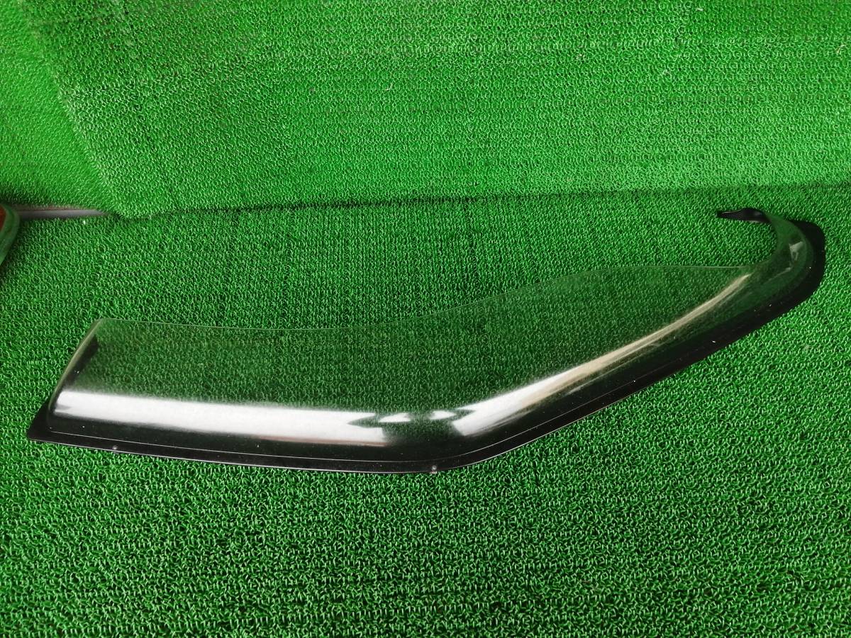 正規品，定番 テリオスキッド J111G J131G 純正 ロングバイザー 助手席側 サイドバイザー 雨除け サイド雨よけ ドアバイザー フロント左(サイド)｜売買されたオークション情報、yahooの商品情報をアーカイブ ダイハツ用
