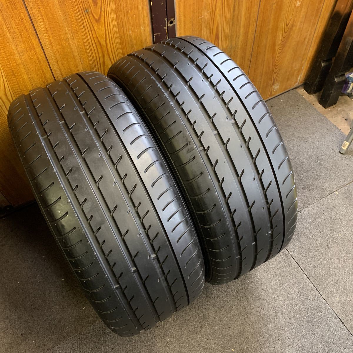 送料無料☆235/50ZR17(2本)TOYO PROXES T1 sport／綺麗な残溝です！2015年製