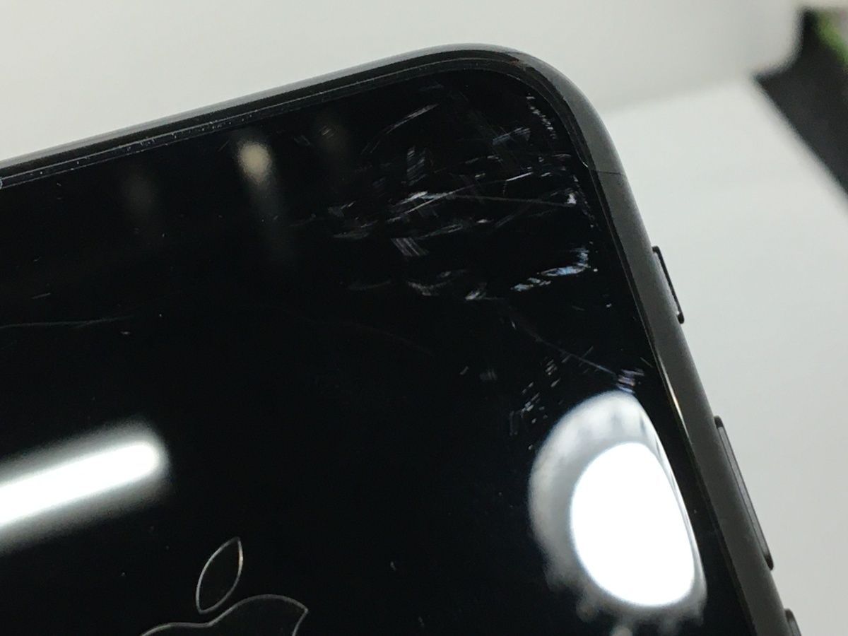 SIMロック解除済♪】 iPhone 7 32GB ジェットブラック MQTY2J/A
