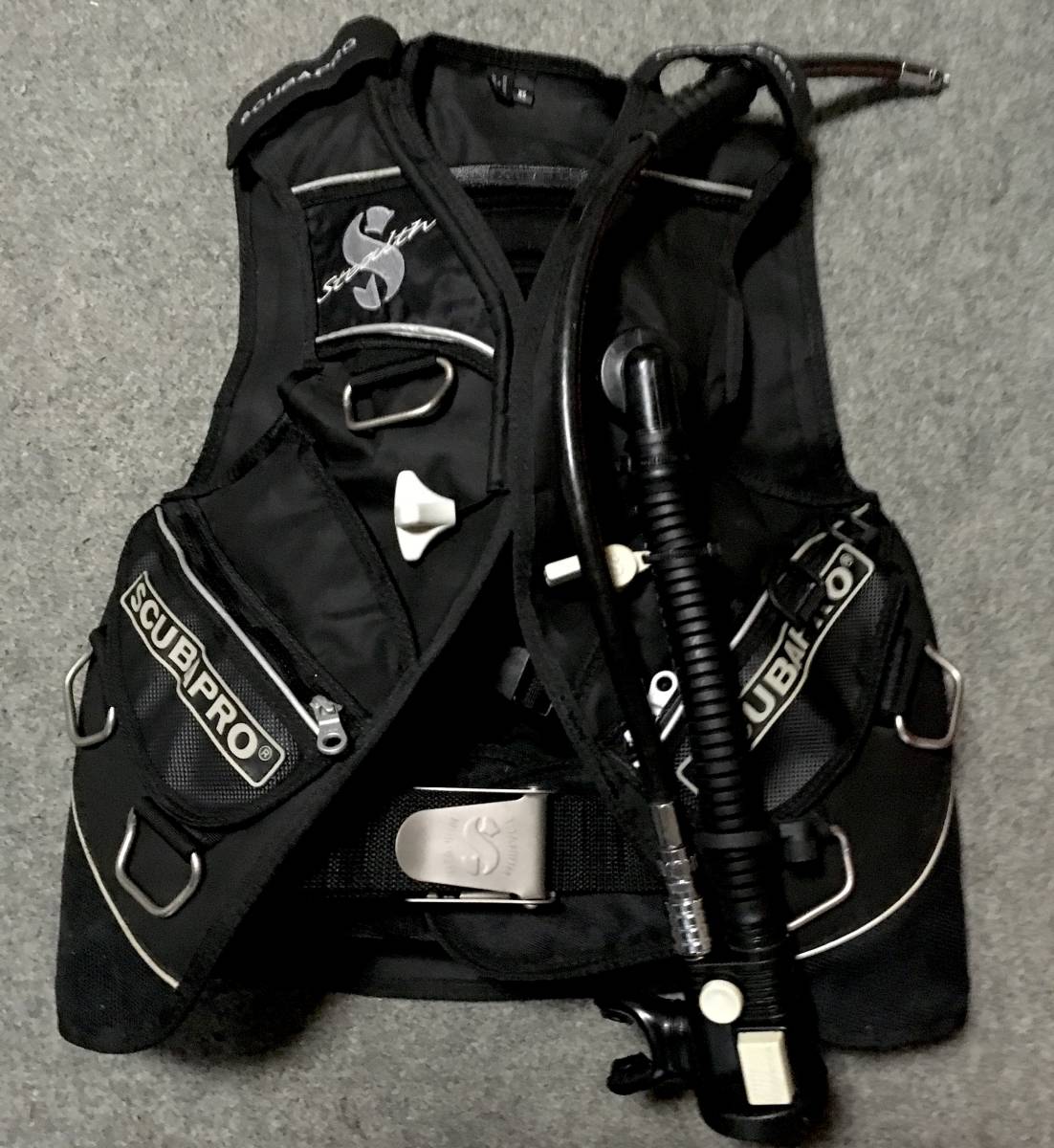 【新作登場，格安】 オーバーホール済み 16本使用の SCUBAPRO スキュバープロ ステルスチタンBCD インターナショナルXS＝国内Sサイズ(BC)｜売買されたオークション情報、yahooの商品情報をアーカイブ公開 - オークフ BC