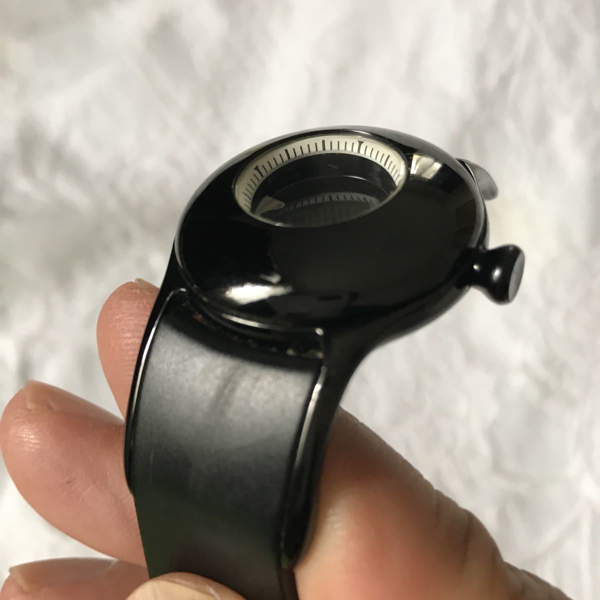 中古 イッセイミヤケ OVO 廃盤 時計 ブラックタイプ バンド破損 本体は 