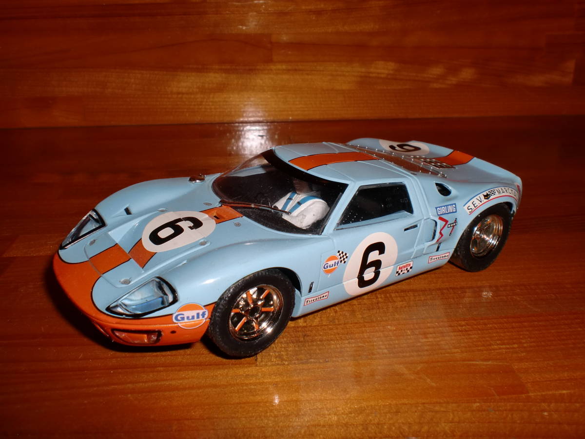 スロットカー。HORNBY FORD GT40。1/32 フォードGT40 ガルフカラー。難あり