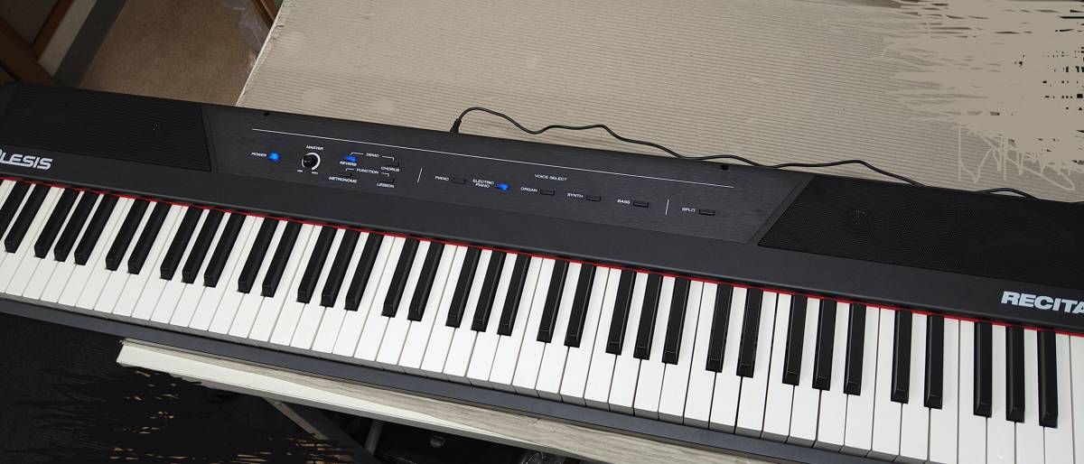 Alesis 電子ピアノ 88鍵盤 - ハンマーアクション鍵盤 ハンマー 