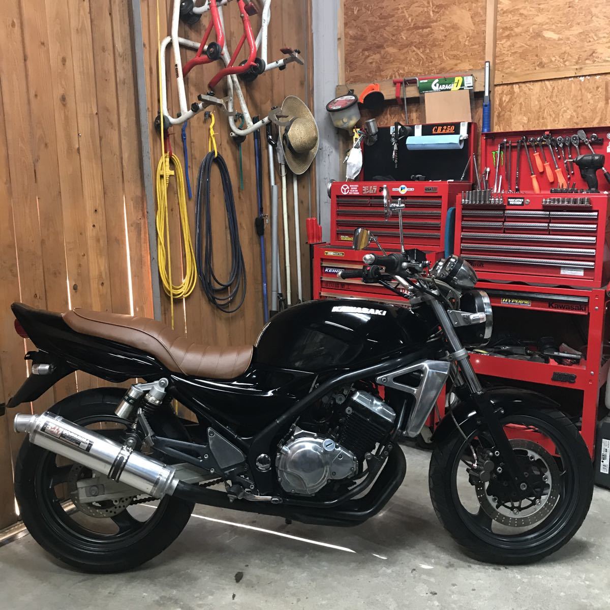 gsx250fx 純正タンク凹みなし