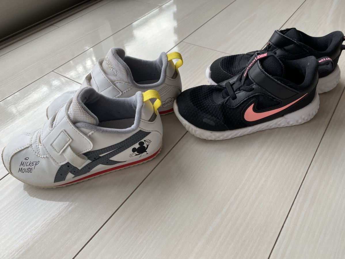 Nike Asicsミッキーキッズスニーカー 16センチ17センチ 16cm 売買されたオークション情報 Yahooの商品情報をアーカイブ公開 オークファン Aucfan Com