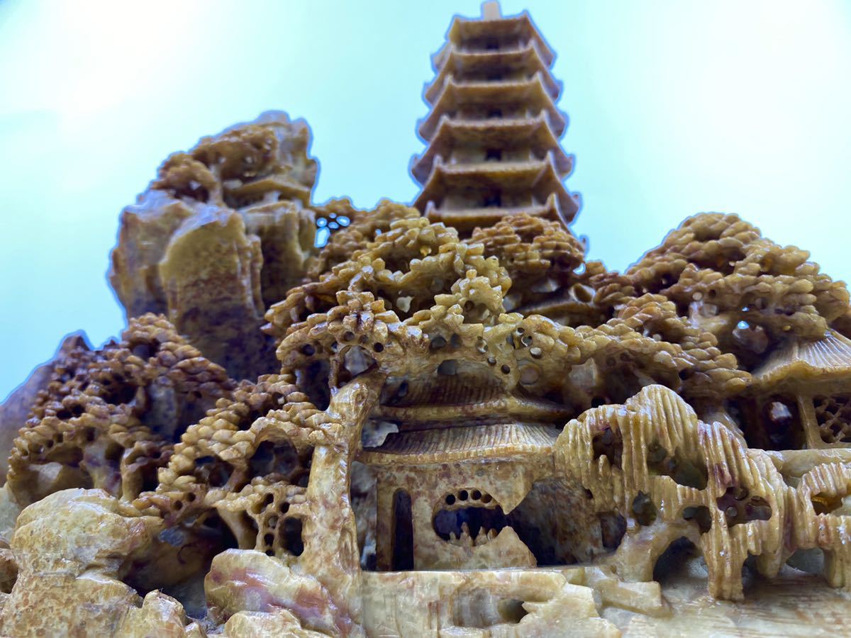 翡翠　山水風景　彫刻　年代　置物 翡翠 山水風景 彫刻 年代 置物 カテゴリー 【公式通販】