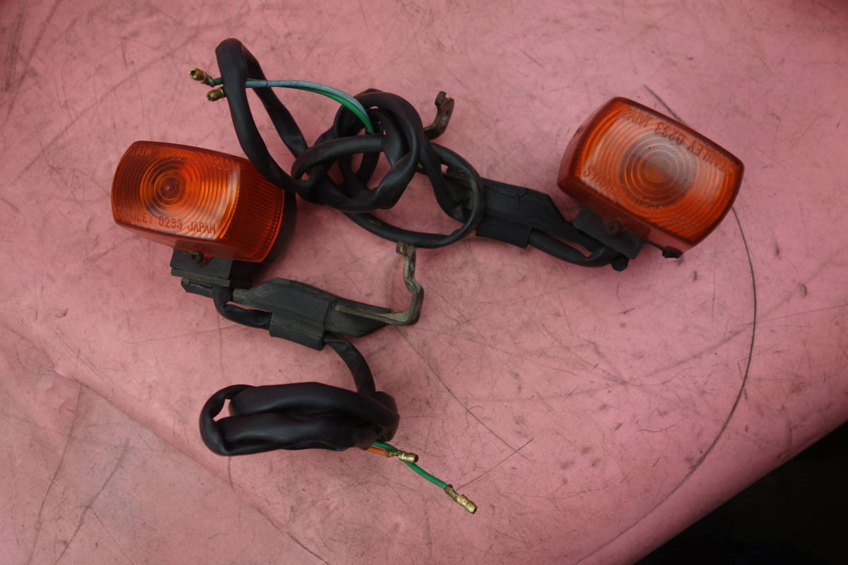 豊富な，2025 1台分解 割れOK 取付ステー付き XLR250R バハ 純正 ウインカー ① MD22 BAJA 60NAp31(ウインカー)｜売買されたオークション情報、yahooの商品情報をアーカイブ公開 - オークファン ホンダ用