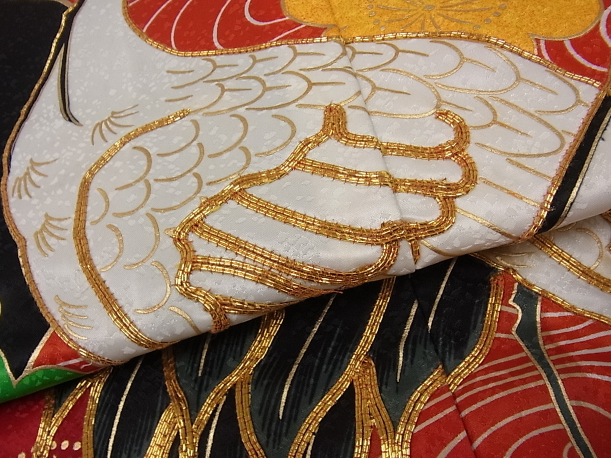 着物屋こころ□極上 色打掛 駒刺繍 群れ鶴枝梅文 金彩 逸品 wt1425