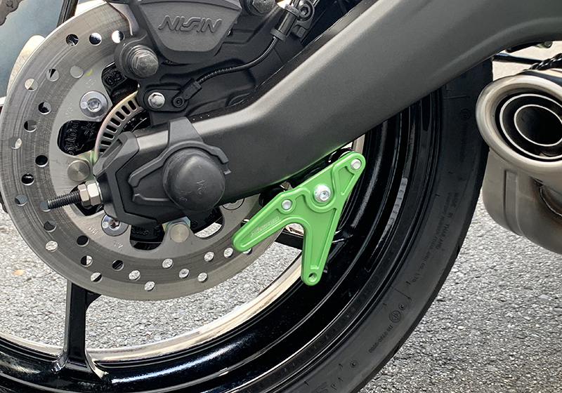 ブランデー3点セット NINJA ZX-25R レーシングスタンドフック 緑 スプロケットガード付