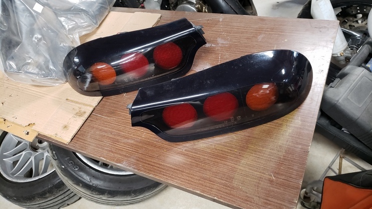 RX-7 FD3S 用 社外ユーロテールランプ、ハイマウント RX-7のFD3S・ハイ