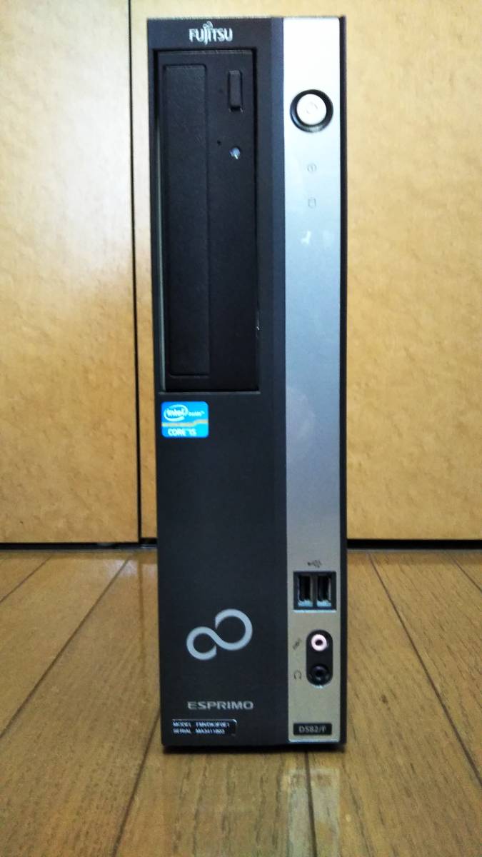 FUJITSU ESPRIMO D582/F + SSD