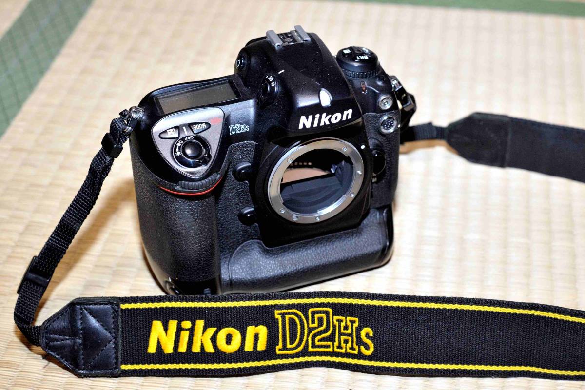 D2H Nikon | ボディ ボディ単体 デジタル一眼レフカメラ ニコン ☆訳 