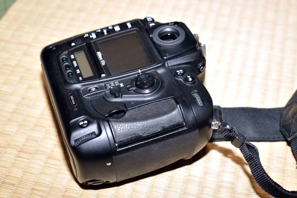 D2H Nikon | ボディ ボディ単体 デジタル一眼レフカメラ ニコン ☆訳 
