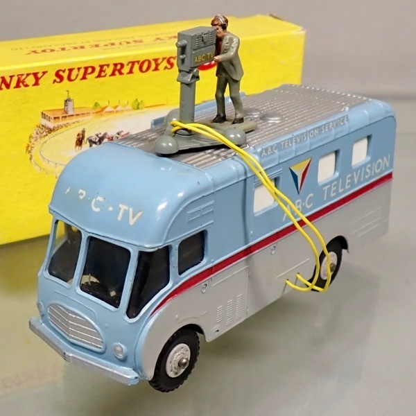 Dinky ABC TV 0 - Toys Room Control with QDT A room mobile No