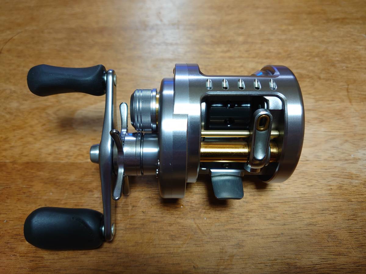 シマノ 10 カルカッタコンクエスト 100dc シマノ 売買されたオークション情報 Yahooの商品情報をアーカイブ公開 オークファン Aucfan Com