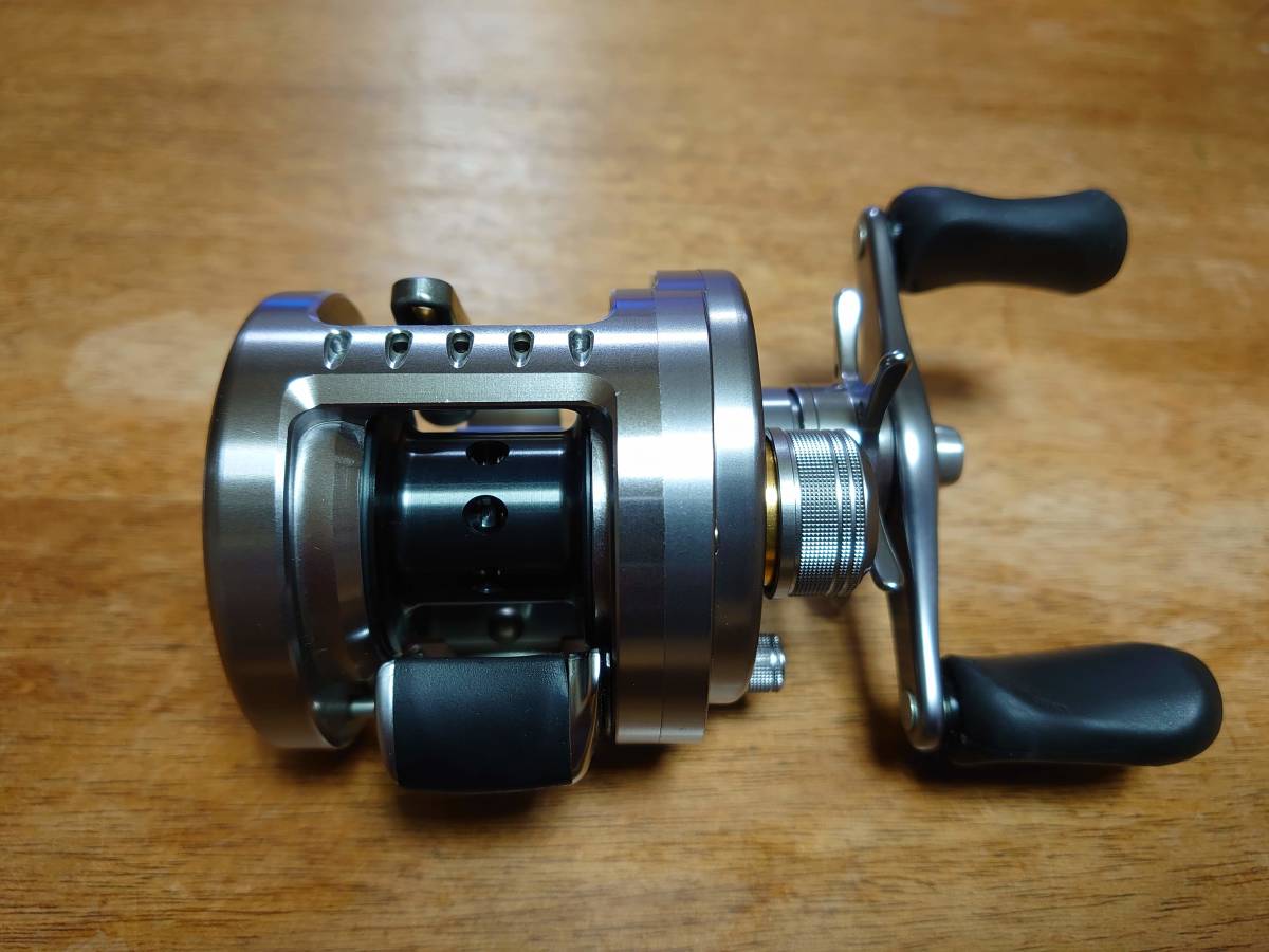 シマノ 10 カルカッタコンクエスト 100dc シマノ 売買されたオークション情報 Yahooの商品情報をアーカイブ公開 オークファン Aucfan Com