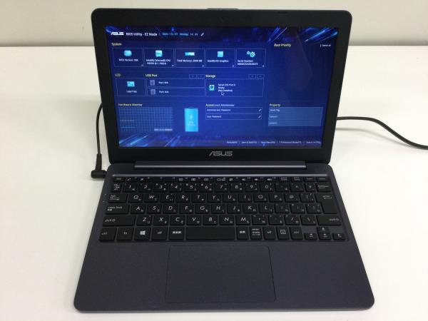 ASUS com: VivoBook E203NA Laptop Light Ultra-Thin and Adapter 