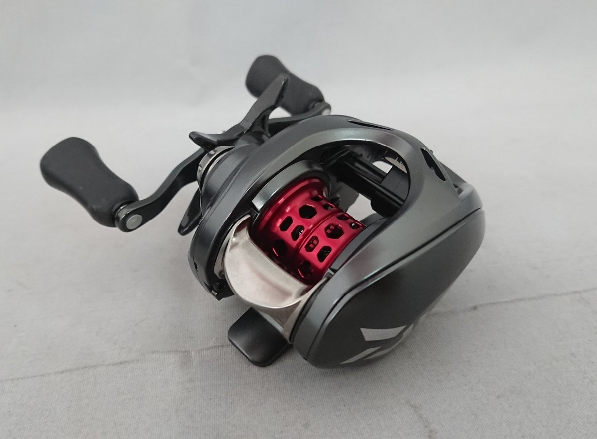 ベイトリール ダイワ DAIWA スティーズ エントリーで全品10倍！4日20時～ ☆ 1F031☆ SV リール TW 00630209 リミテッド 釣り用品 スティーズの通販 中古 STEEZ