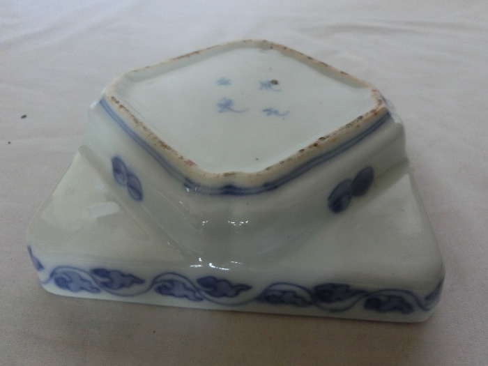 ○即決！ 珍品！古伊万里 成化年製 染付 角皿 四方皿 変形