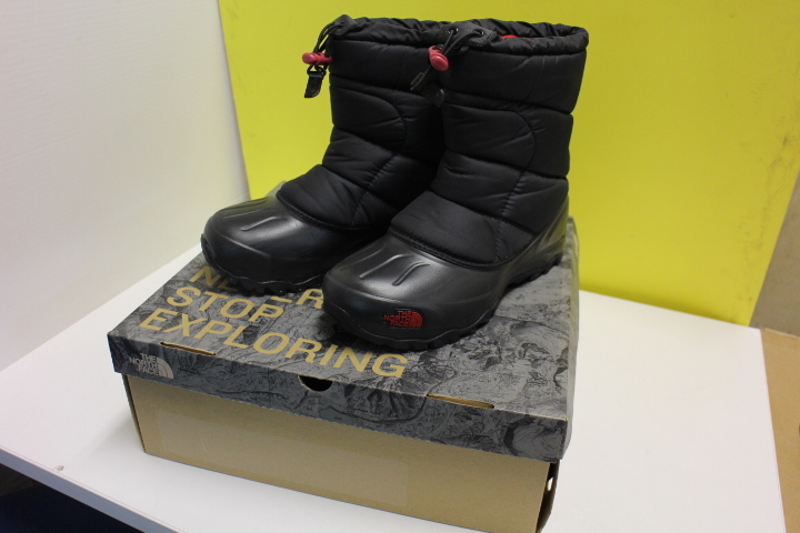 正規品，大人気 ZK0944 24cm ザ ノースフェイス THE NORTH FACE スノー ショット ヌプシ ウォータープルーフ NSE WP 6 シューズ ブーツ 4549397908637(その他)｜売買されたオークション情報、yahooの商品情報をアーカイブ公 その他