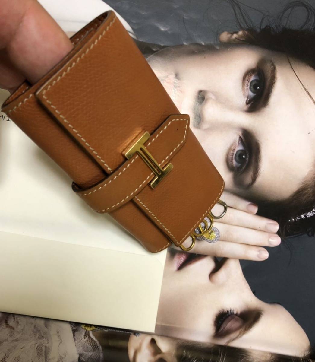 良品 定価19万円 Hermes エルメス ベアン キーケース ブラウン I刻印 女性用財布 売買されたオークション情報 Yahooの商品情報をアーカイブ公開 オークファン Aucfan Com 良品 定価19万円 Hermes エルメス ベアン キーケース ブラウン I刻印 女性用財布 売買されたオークション情報 Yahooの商品情報をアーカイブ公開 オークファン Aucfan Com