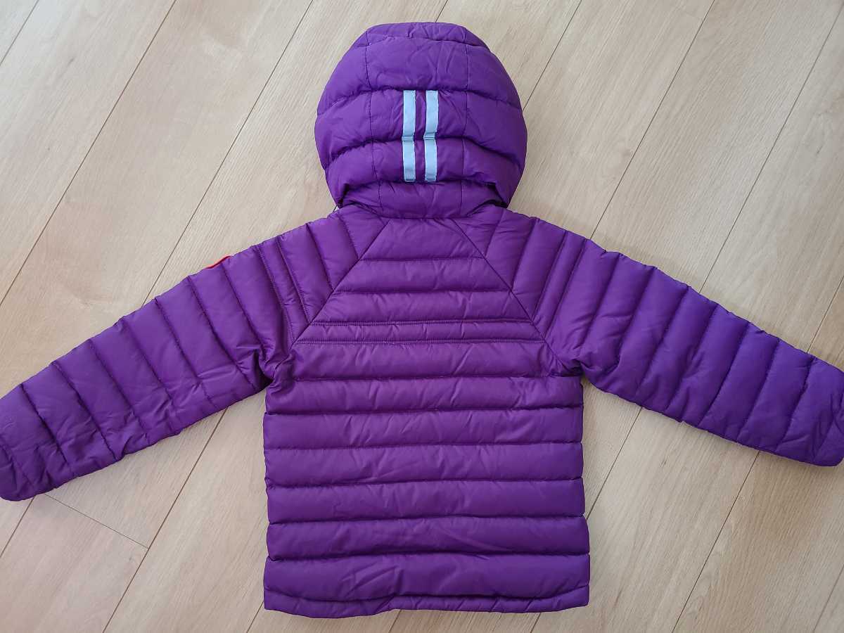 送料無料】CANADA GOOSE ダウンジャケット キッズ XS カナダグース  