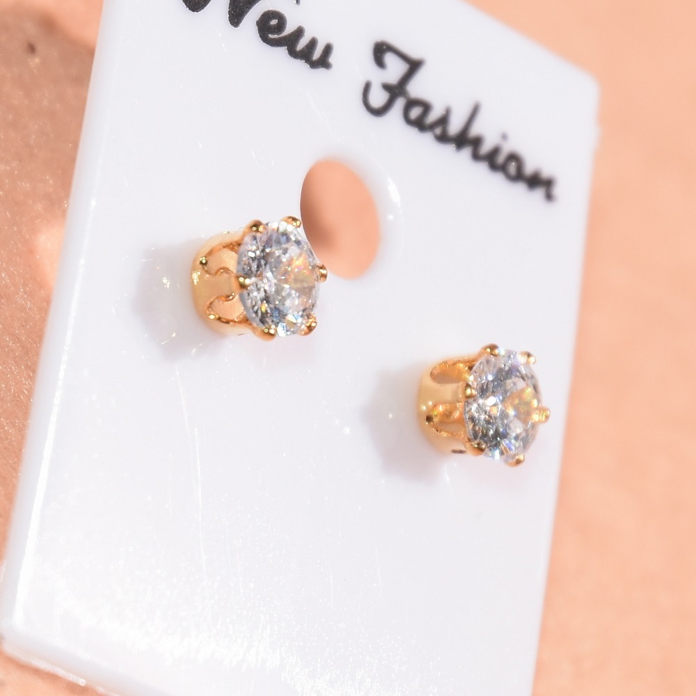 ★クリアストーンピアス★新品★Ｑ６７_2