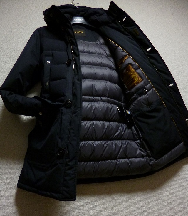 新品未使用】MOORER 生っ ムーレー 高級 ダウンベスト 