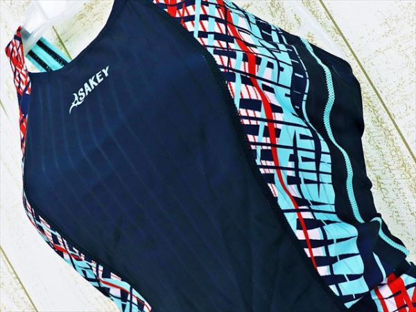 Te6 563 Sakey サイドライトブルーステッチ カップ有 ワンピース 競泳 Mサイズ 送料はゆうパケットなら210円 ワンピース 売買されたオークション情報 Yahooの商品情報をアーカイブ公開 オークファン Aucfan Com