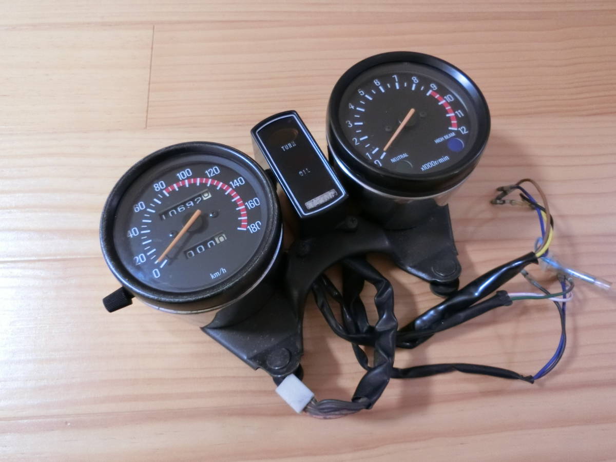 YAMAHA GX250 メーター一式 ☆ 希少 最高速度180㎞表示 ☆ ヤマハ GX250 GX400 XS250 XS400 XS750