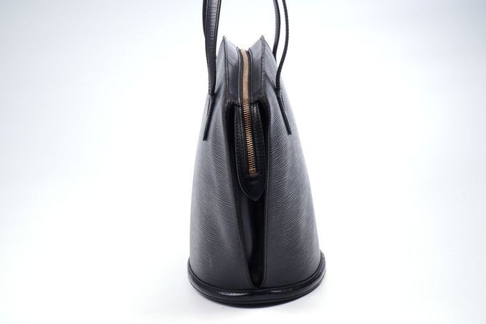 極美品】ルイヴィトン Louis Vuitton エピ サンジャック 極美品】ルイヴィトン Louis Vuitton エピ サンジャック