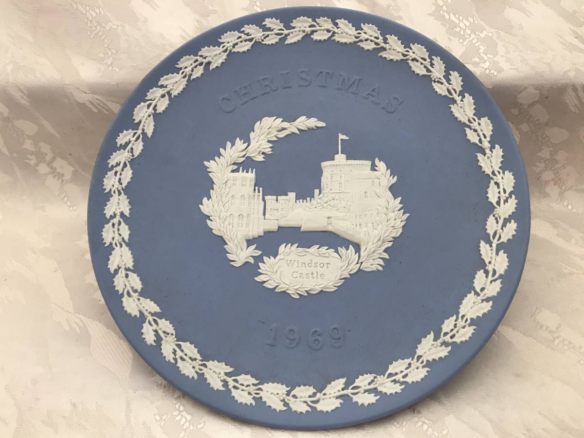 ウェッジウッド ジャスパー クリスマスプレート WEDGWOOD ウエッジウッド Wedgwood 1992年 クリスマス ジャスパーウェア イヤープレート 1990年 ウェッジウッド1985年のクリスマスプレート、テートギャラリーの ペールブルー 1993年 2024年 by