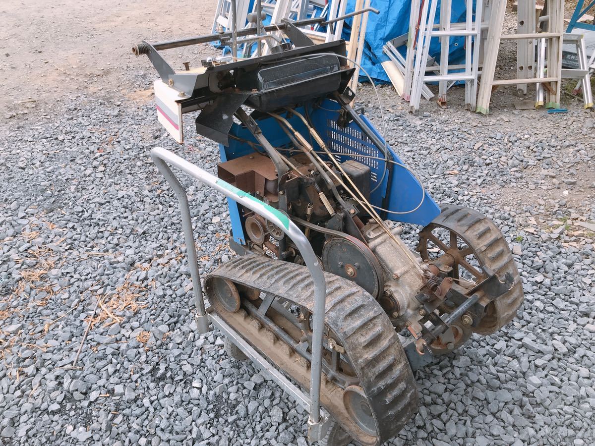 ジャンク ISEKI イセキ ハーベスター改造車 自動脱穀機 ケン太52 三角 