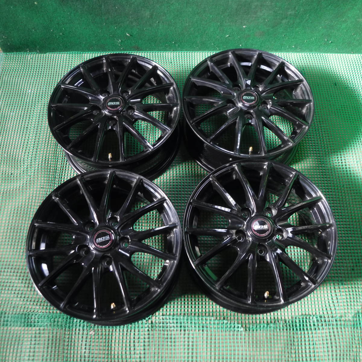 ◆BADX D.O.S. 15インチ ブラック 15x6J+52 PCD114.3 5穴 アコード ストリーム アクセラ プレマシー◆