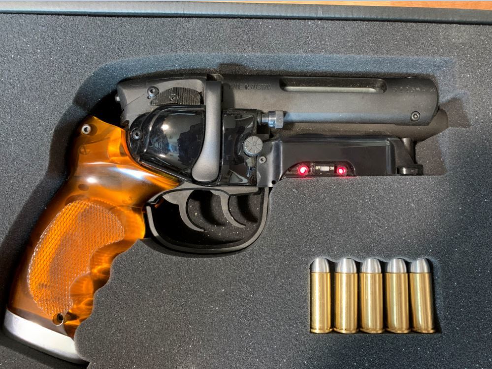 希少【留之助ブラスター2049 完成モデル Tomenosuke Blaster 2049