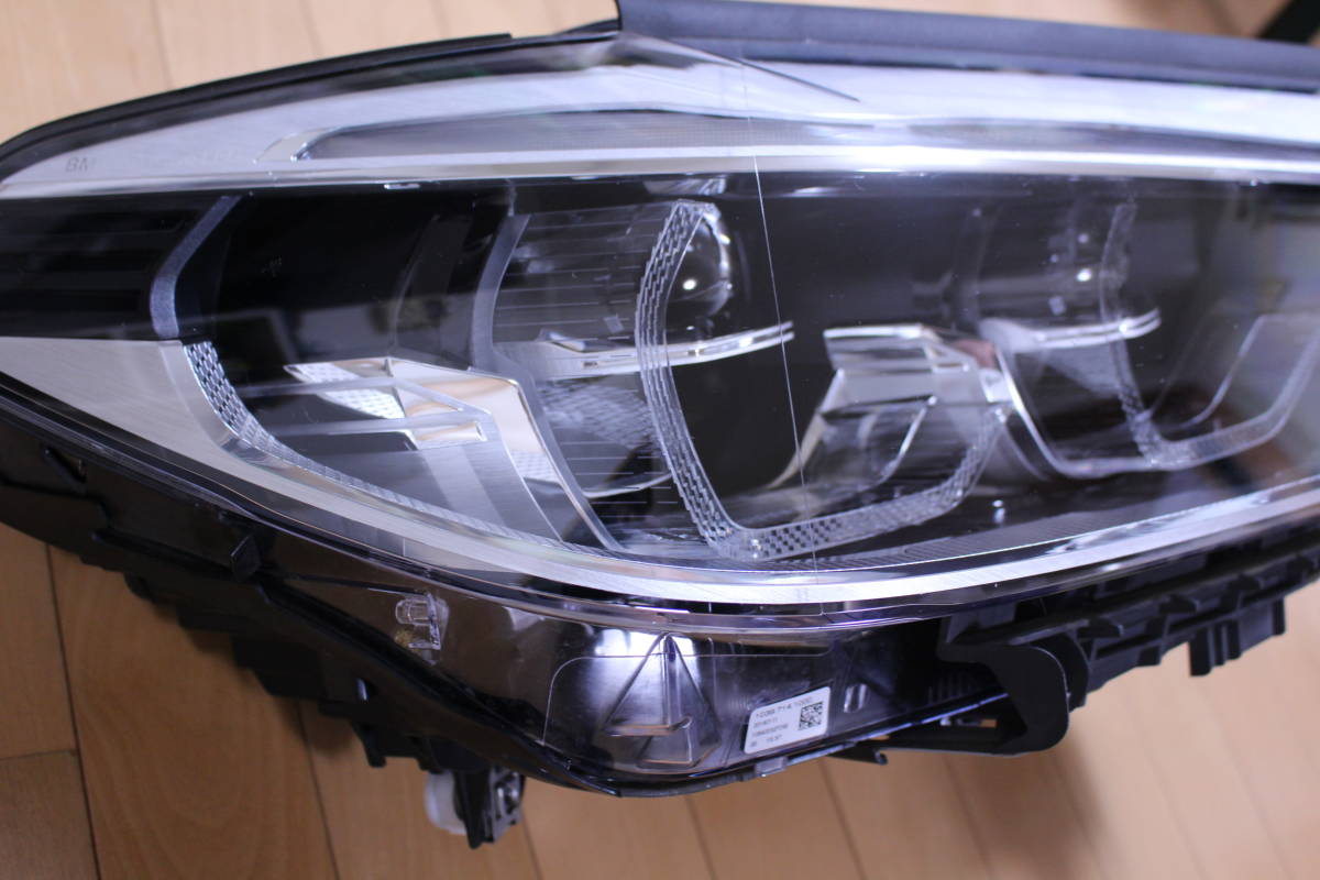 BMW BMW G30 G31 前期 5シリーズ LED左ヘッドライト左ライト 左側 BMW