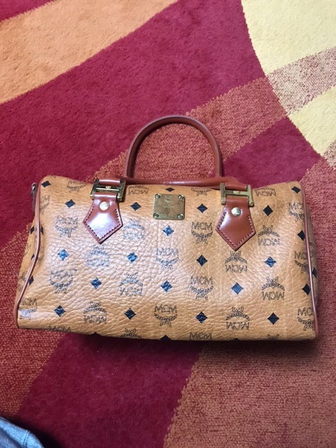 MCM エムシーエム ミニボストン ｳﾞｨｾﾄｽ （エムシーエム） ロゴグラム