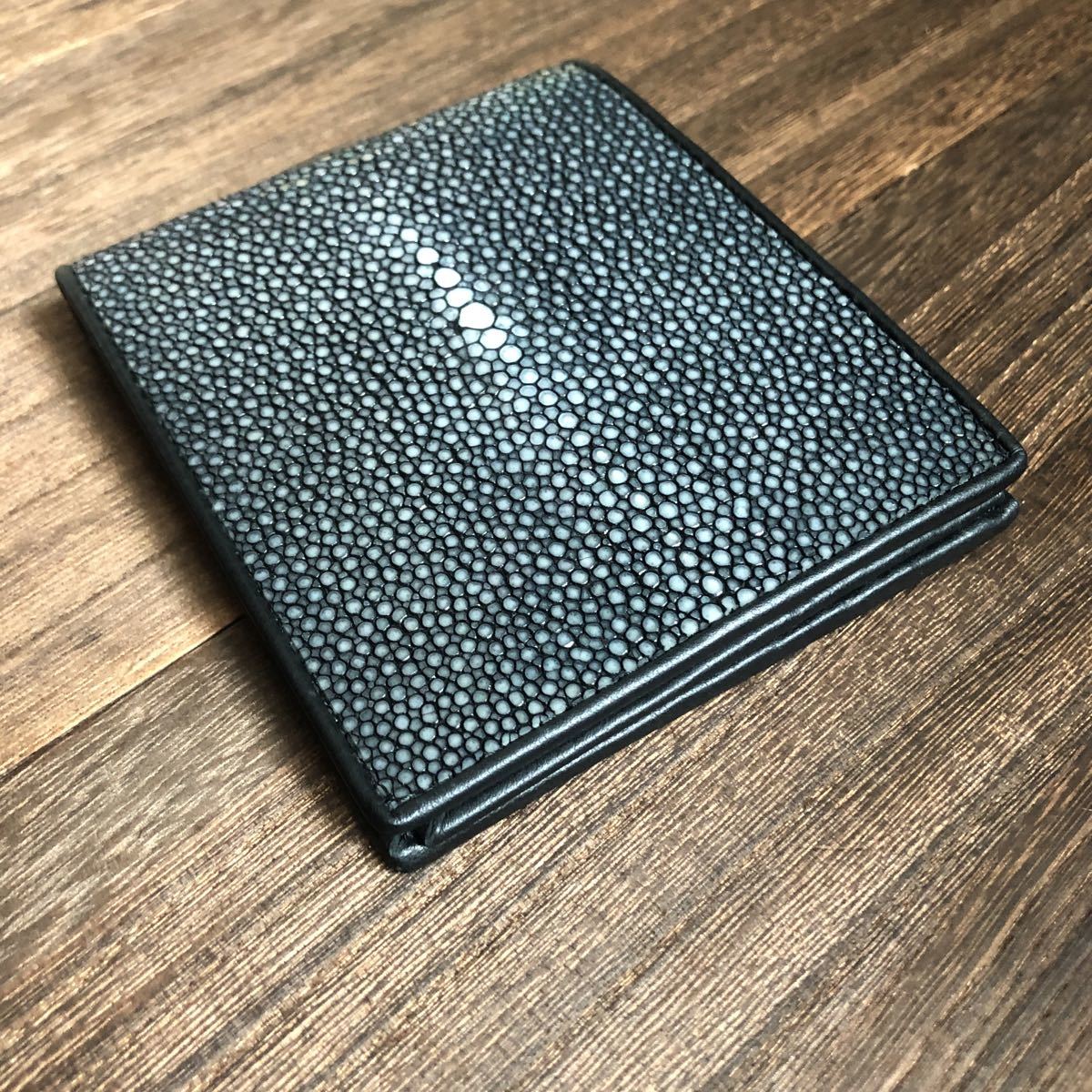 PELGIO スティングレイ エイ革 ガルーシャ ポリッシュ 財布 ダークグレー 中仕切り