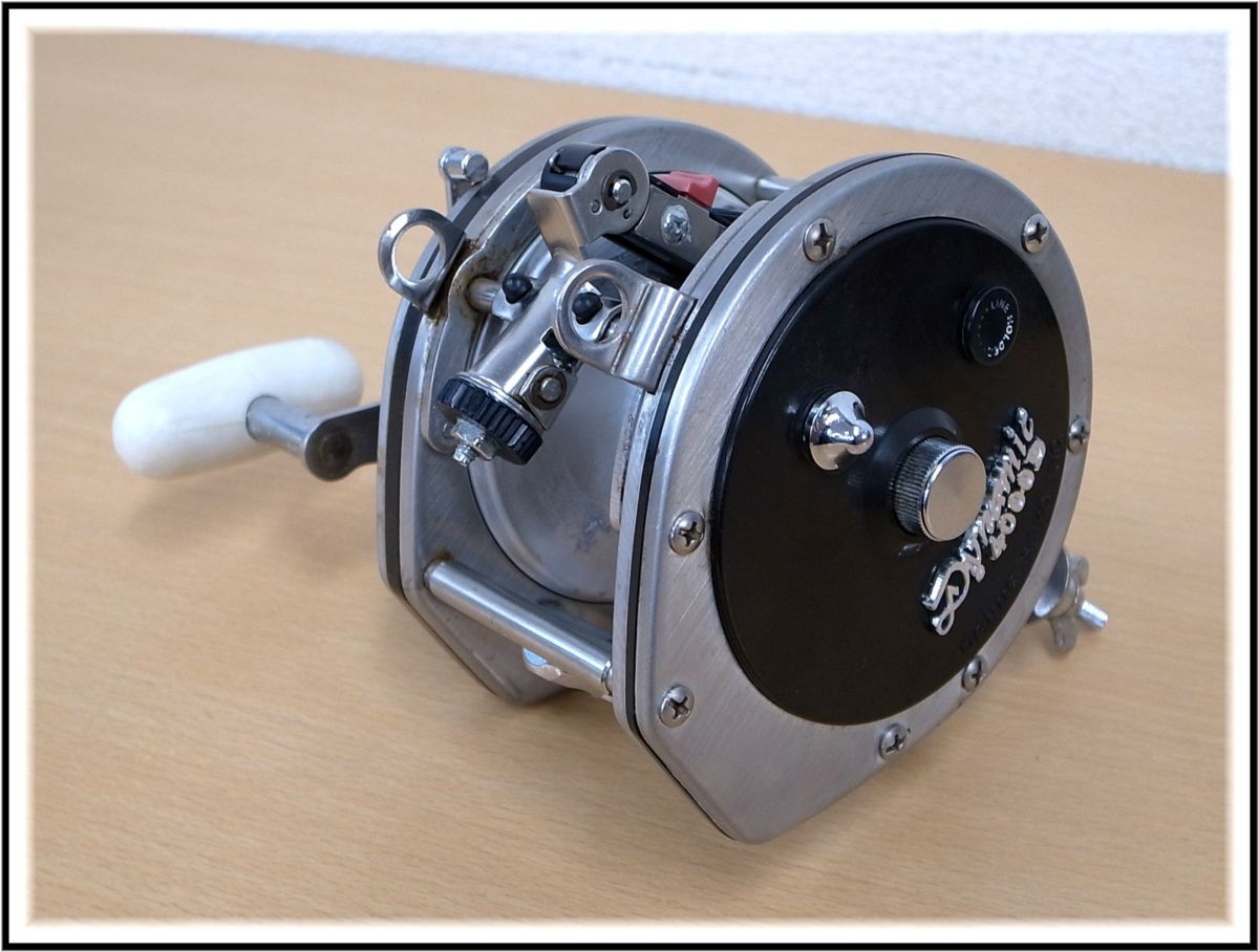 1円～ Daiwa ダイワ Dynamic 4000D ダイナミック 4000D 船用リール 両