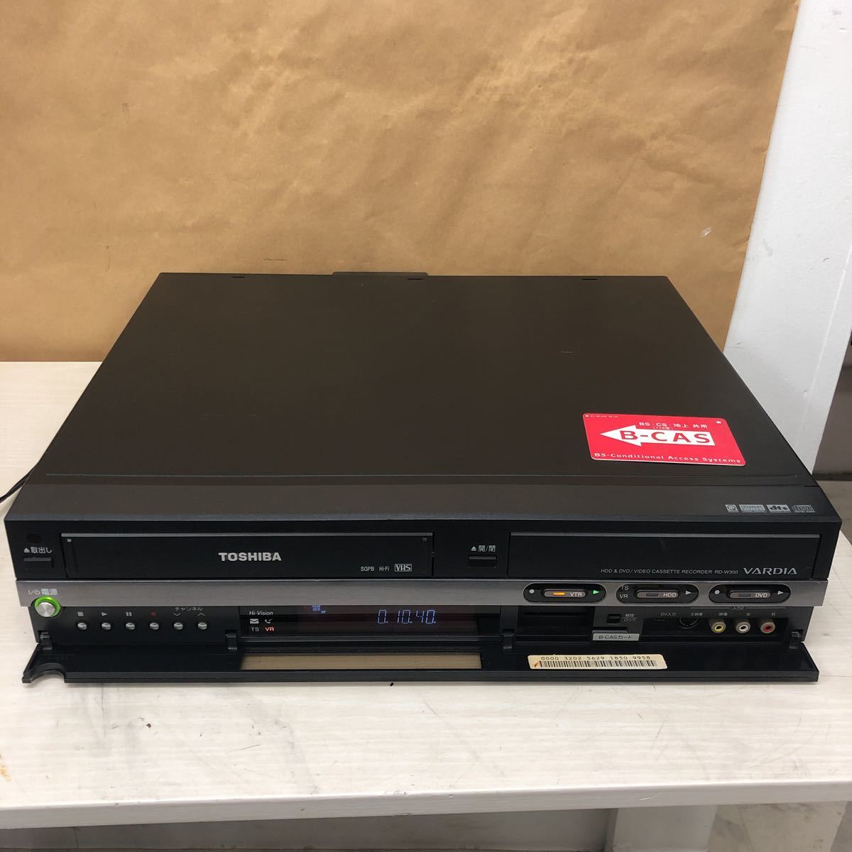 TOSHIBA 東芝 VARDIA RD-S300 地デジ・BS・CS W録 DVD&HDD300GB