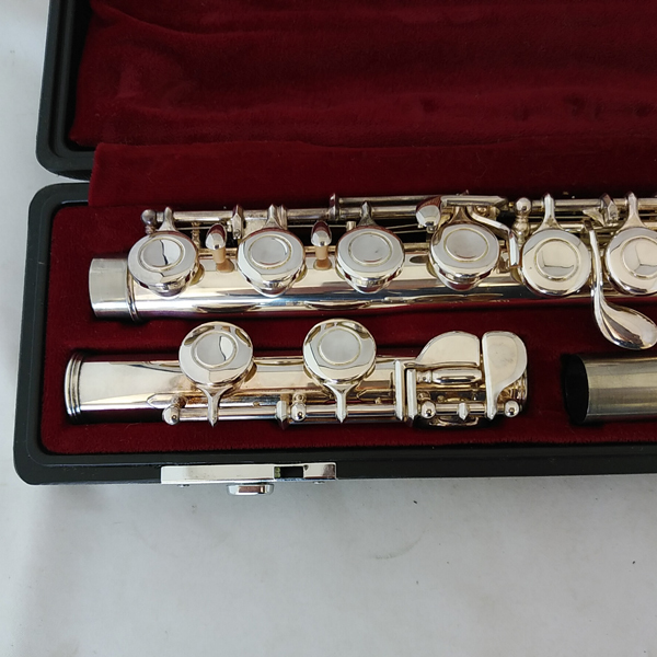 ヤマハ YAMAHA FLUTE フルート YFL-211S 箱・ケース付 ヤマハ フルート