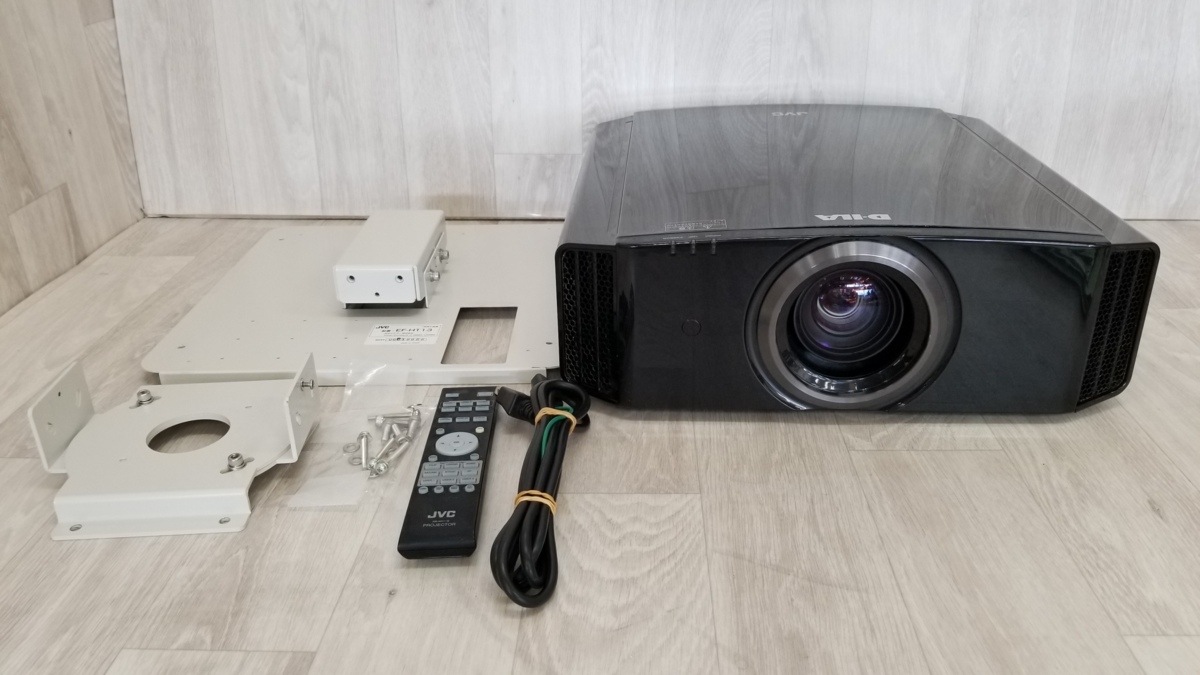 JVC プロジェクター D-ILAホームシアタープロジェクター DLA-X3