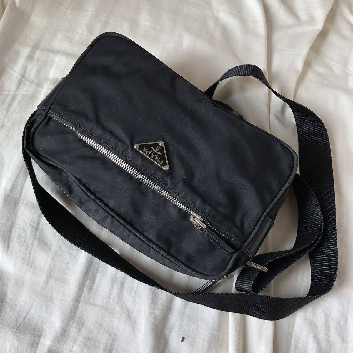 極美品・Gカード付き✨】プラダ バッグパック 三角ロゴ 巾着 テスート