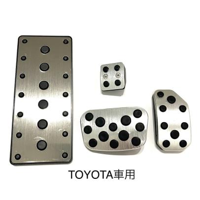 トヨタ車用　フットペダル　ノア　ヴォクシー　エスクァイア　ハリヤー用　4点セット