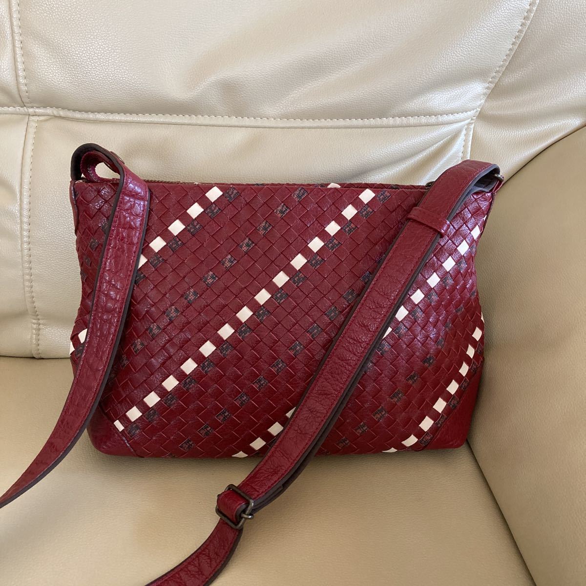 美品【森英恵/HANAE MORI本物】ハンドバッグ/レザー/2WAY/レッド 即決 HANAE MORI ハナエモリ 森英恵 ミニ ハンドバッグ ショルダー