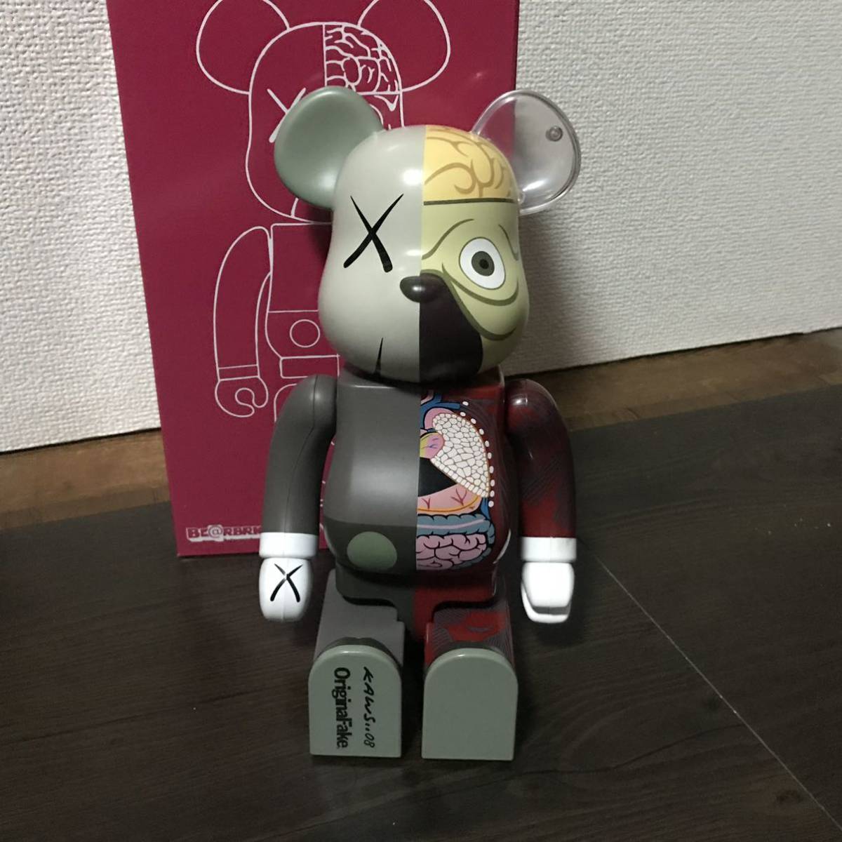 KAWS カウズ ×MEDICOM TOY BE＠RBRICK 100% COMPANION 人体模型ベア 