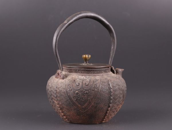 煎茶道具 鉄瓶 時代物 龍文堂造 龍文堂 時代鉄瓶 銅製蓋 造 銅蓋