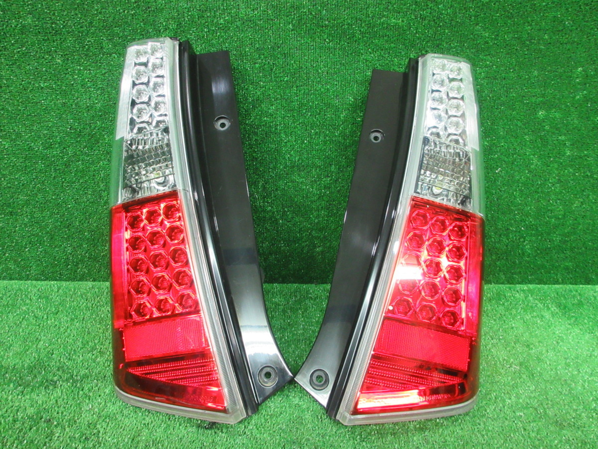 スズキ ワゴンRスティングレー MH23S/AZワゴン カスタム MJ23S テールランプ LEDテール 社外 YANGSON SK1710 / 11　　2021.4.17.Y.22-B7-3