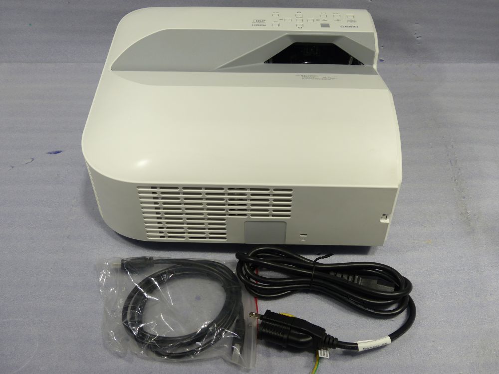 XJ-UT351W | 超短焦点モデル | プロジェクター | CASIO 1円スタート