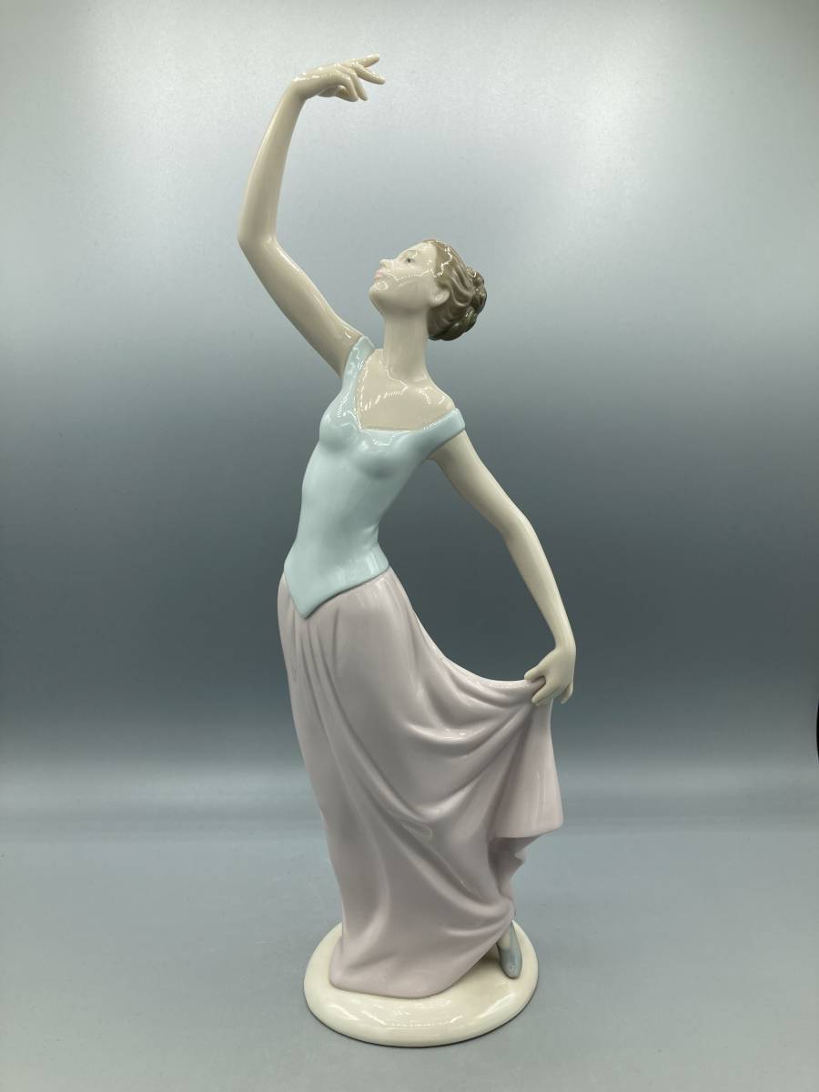 リヤドロ LLADRO Nao ナオ ダンサー 高さ34.5cm 置物 フィギュリン